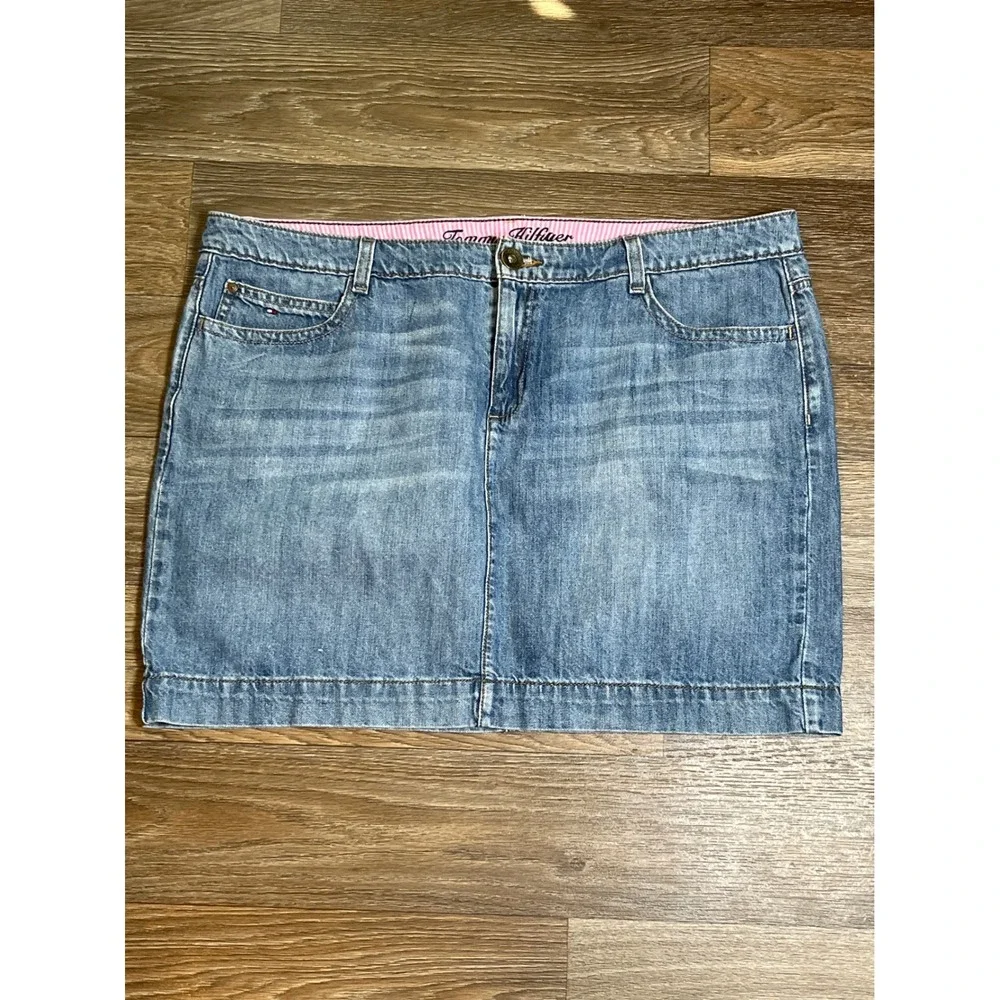 Tommy Hilfiger Y2K Denim Mini Skirt Medium Wash Blue Cotton Preppy Size 18